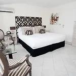 Hotel La Chevre D'or