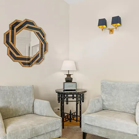 Hotel La Chevre D'or