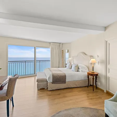 Hotel La Chevre D'or Èze