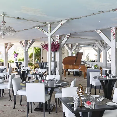 La Chèvre D'or 5* Èze