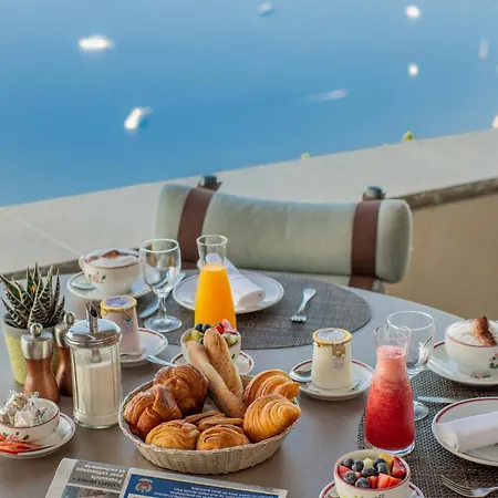Hotel La Chèvre D'or Èze