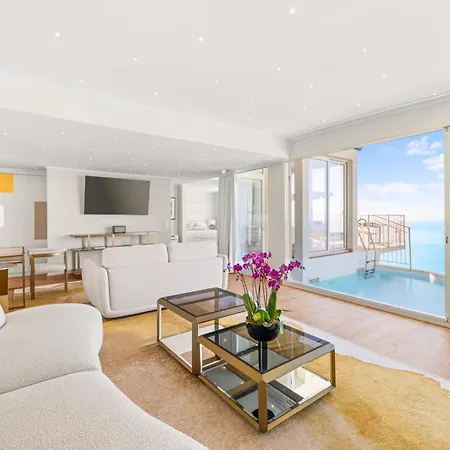 La Chevre D'or Hotel