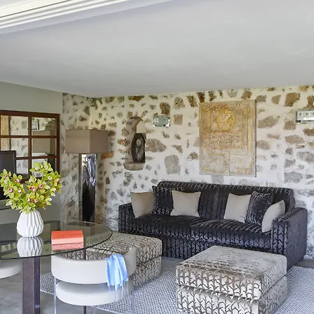 Hotell La Chevre D'or 5*