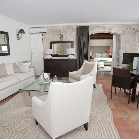 מלון La Chevre D'or אזה