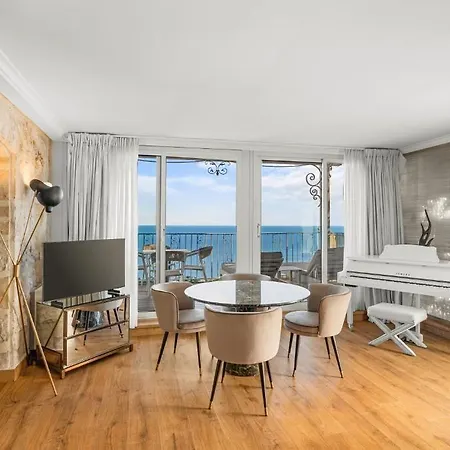 Hotell La Chevre D'or 5*