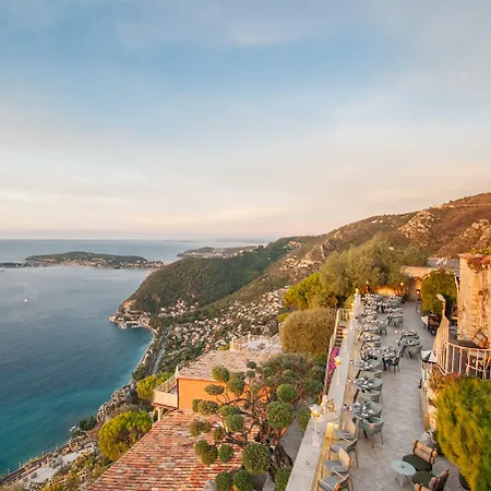 Hotell La Chevre D'or 5*