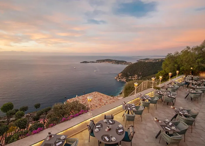 Hotel La Chevre D'or 5*