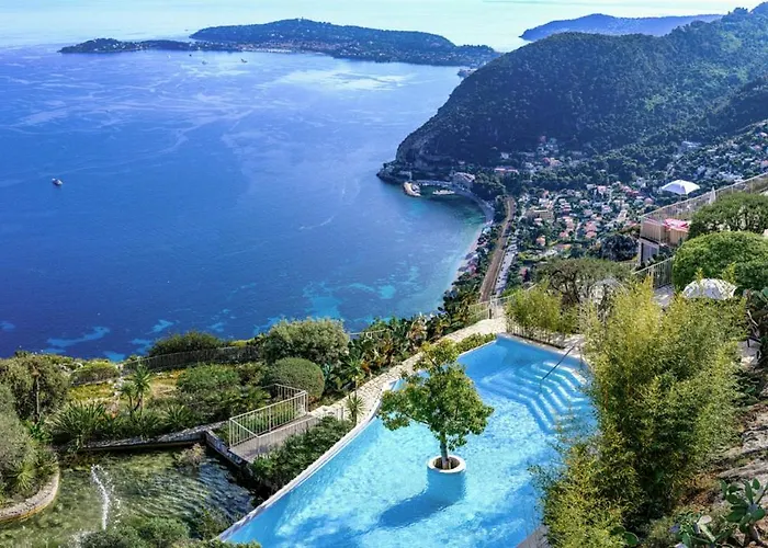 Hotel La Chevre D'or 5*