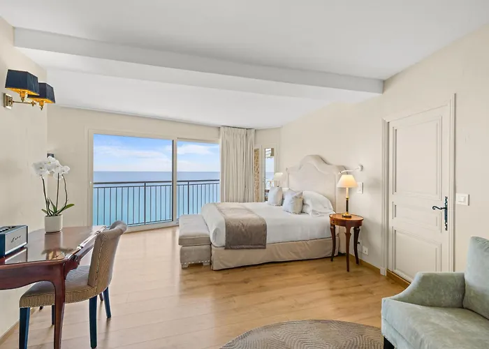 Hotel La Chevre D'or Èze