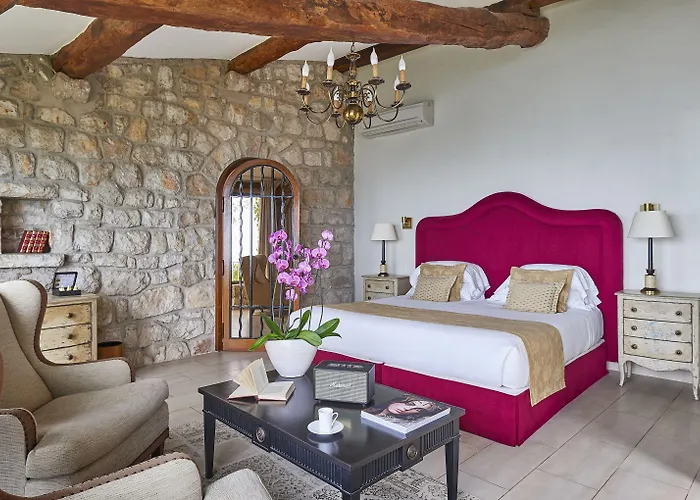 La Chevre D'or Hotel